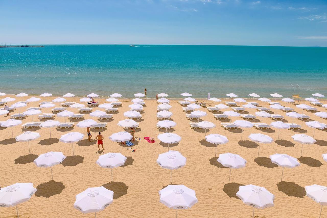 Paradiso, Nessebar, First Line From The Sea Апартаменти Несебир